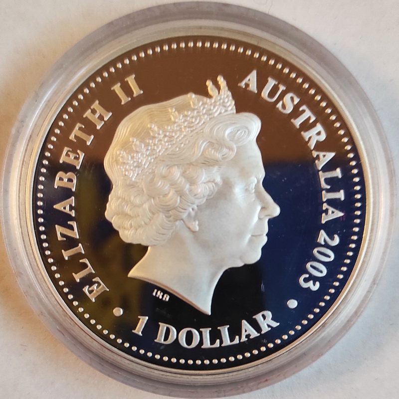 Australia 1dol 2003 Elizabeth 50 univers 2