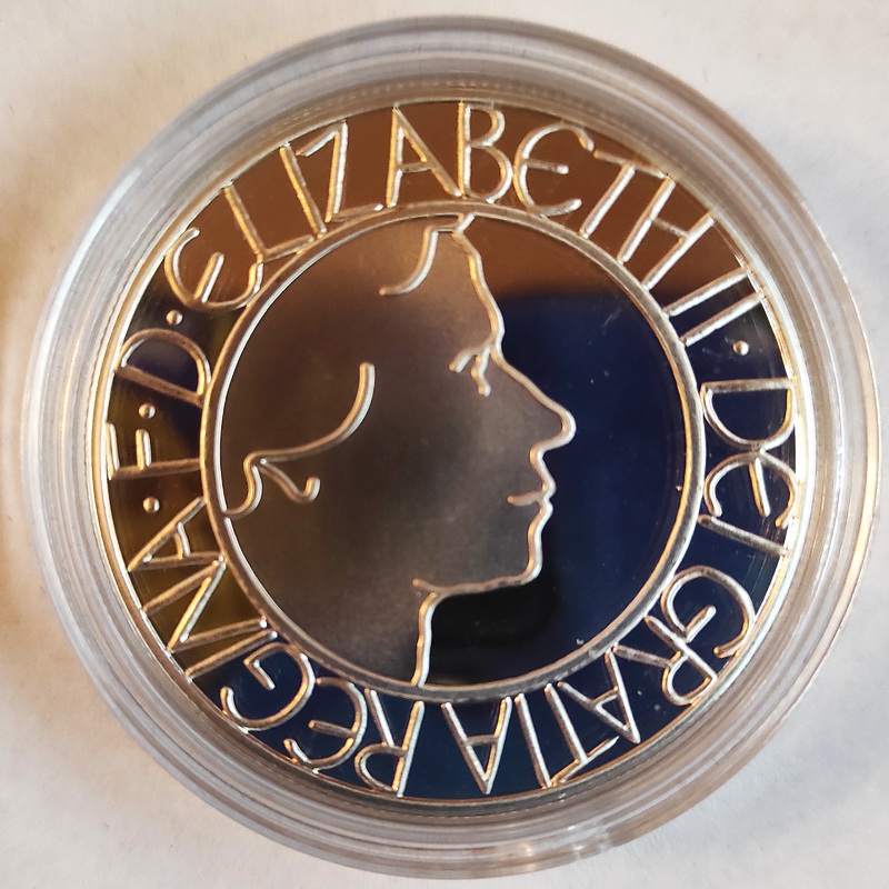 Britania 5 founds 2003 Elizabeth II Golden Lubilee 1
