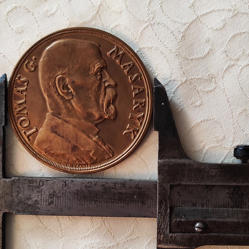 Masaryk bronze 4