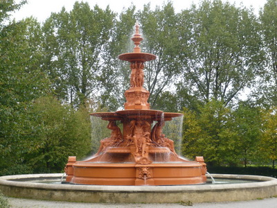 Hubert fountain 2