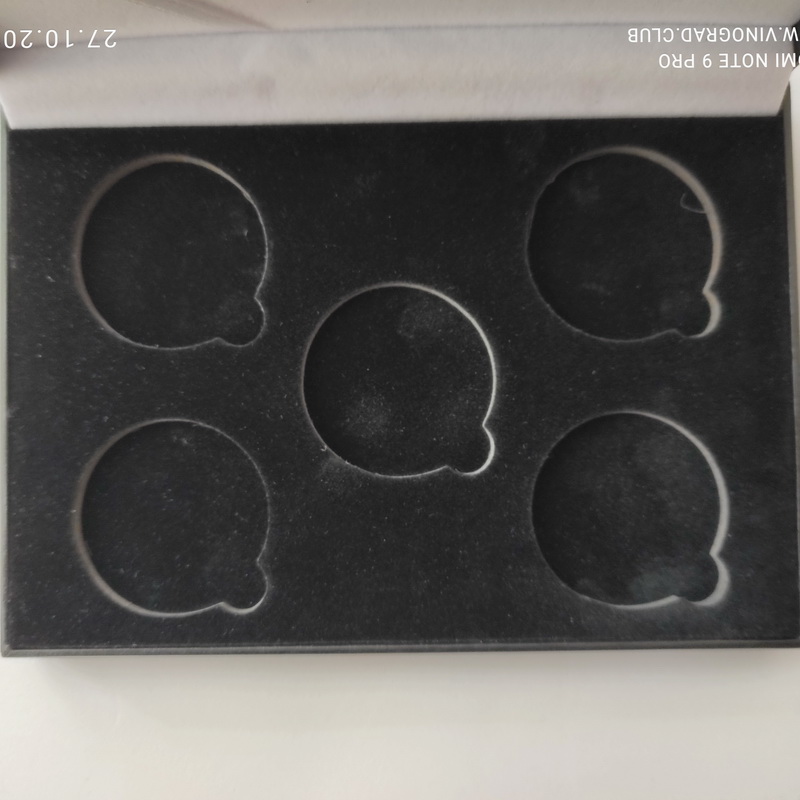 Vinyl boxes 6 coins 3