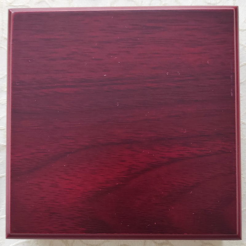 Wooden Box smol 1